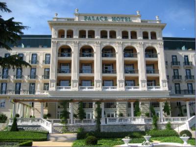hotel_kempinski_palace_big