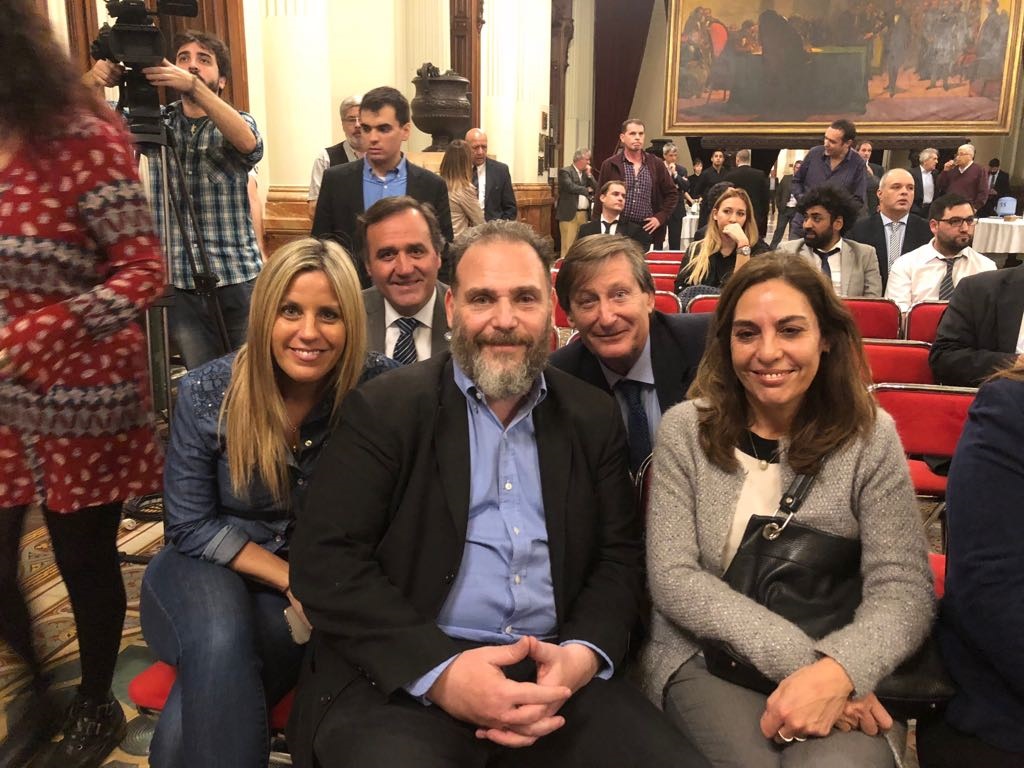 Los diputados Natalia Villa, Marcelo Wechsler, Juan Aicega y Torello
