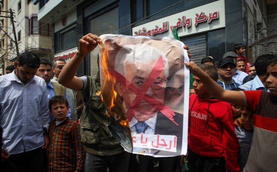 protesta contra Abu Mazen en Ramallah