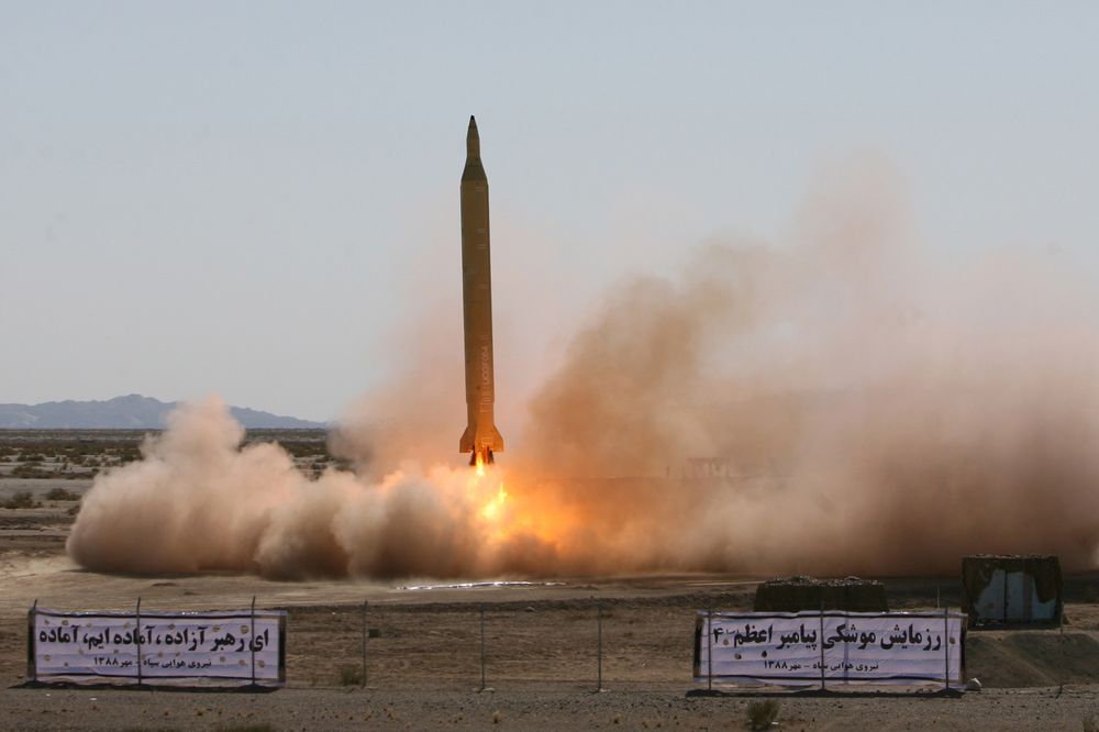 Irán misil balístico 2