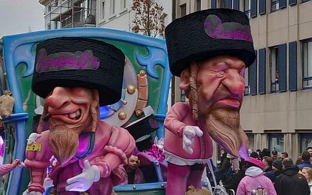 Puppets-of-Jews-on-display-at-the-Aalst-Crnaval-in-Belgium-on-March-3-2019.-Courtesy-of-FJO-640×400