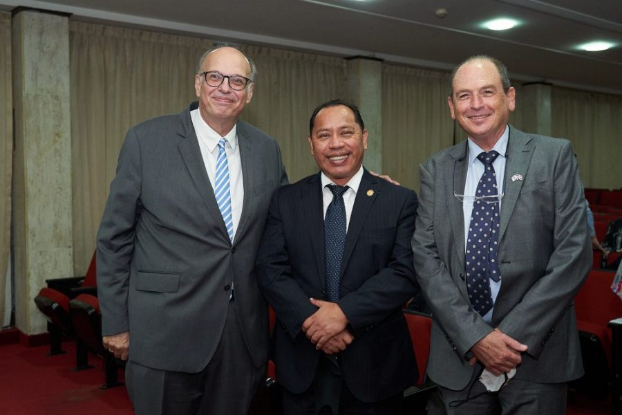 5-MG-9015 Dr.Herbert Sterm, Embajador de Guatemala Rudy Armando Coxaj y Embajador de Israel Daniel Biran