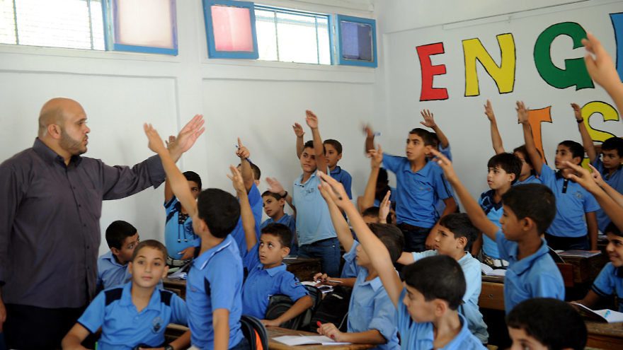 Students in a school in Gaza of the UNRWA at the beginning of the new academic year.