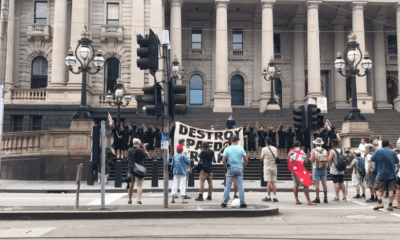 Neonazis Parlamento Melbourne