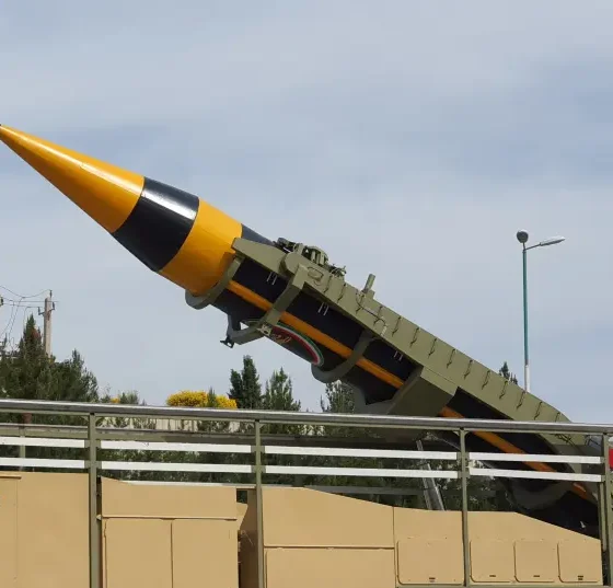 Un nuevo misil balístico tierra-tierra llamado Khaibar con un alcance de 2.000