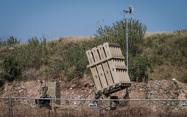 F230510AVS01-640×400