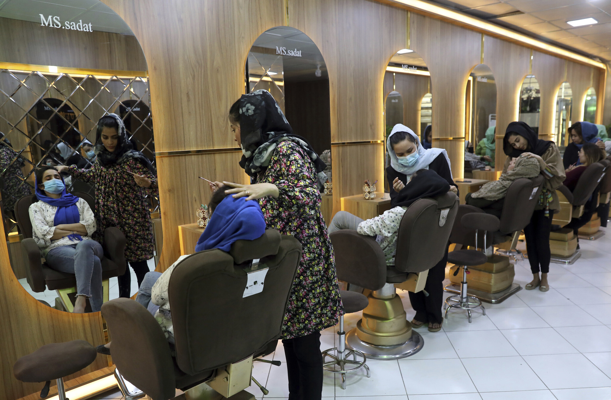 salones de belleza para mujeres en Afganistán