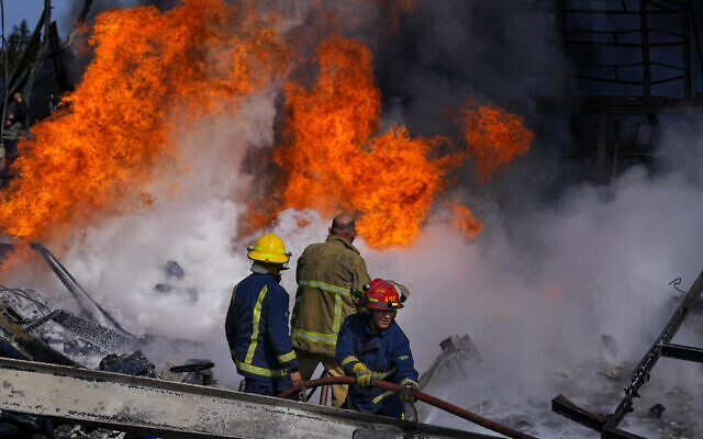 AP24051376130791-640×400