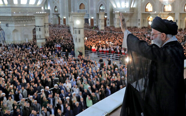 AFP__20240603__34UQ24E__v4__HighRes__TopshotIranDeathAnniversaryKhomeini-640×400