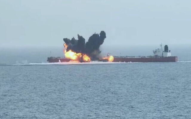 AFP__20240716__364833V__v1__HighRes__YemenConflictShipping-640×400