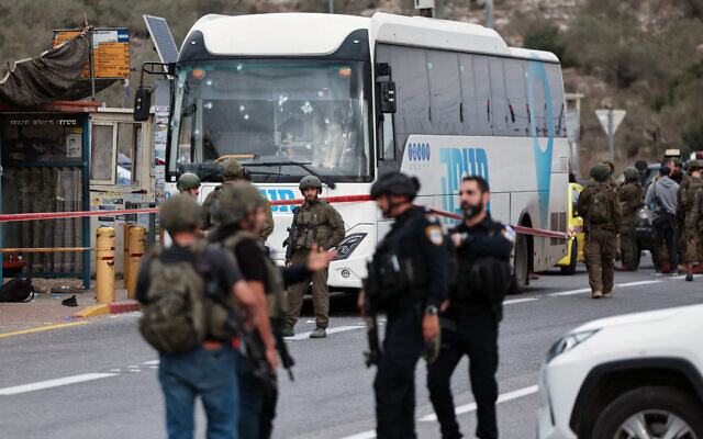 AFP__20241129__36NJ4DK__v1__HighRes__PalestinianIsraelConflictAttack-e1732885006357-640×400 (1)