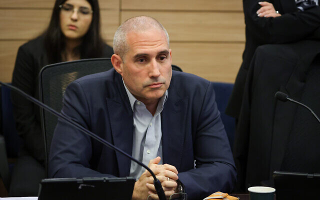 NOAM9783-1-640×400