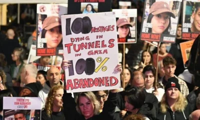 Hostage-Square-in-Tel-Aviv-in-calls-for-a-single-deal-now-for-the-release-of-all-100-hostages