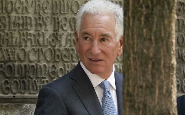 Kushner Charles