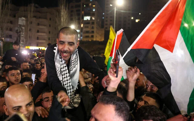 AFP__20250130__36WQ7YX__v1__HighRes__PalestinianIsraelConflictPrisoners-640×400