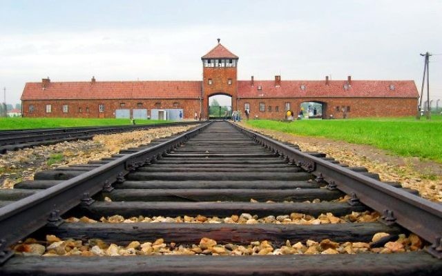 Auschwitz-birkenau (1)