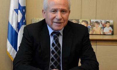 Dichter Avi