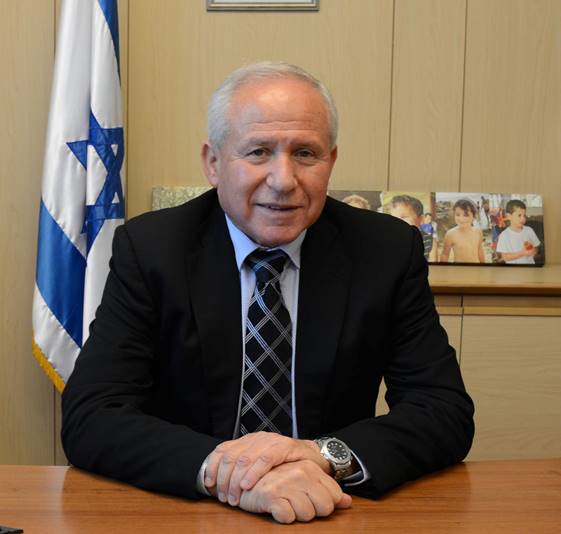 Dichter Avi