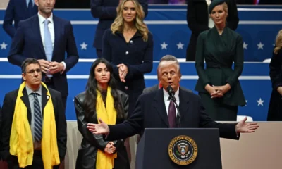Trump ex rehenes familiares