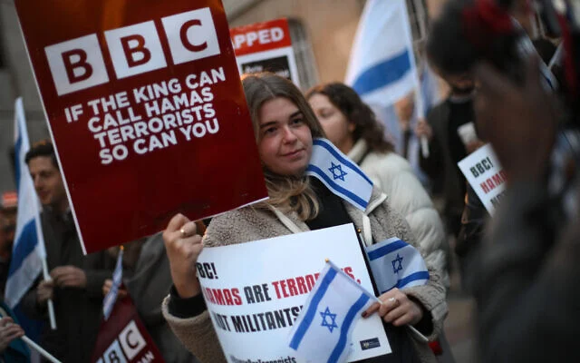Manifestación contra BBC Londres