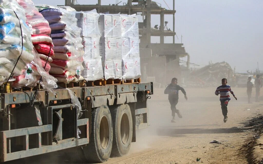 AFP__20250218__36XY9PU__v3__HighRes__PalestinianIsraelConflictAid-e1740898185416-1024×640 (1)