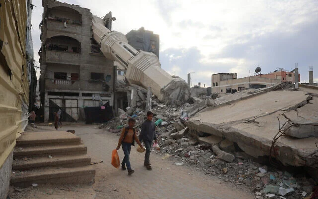 AFP__20250303__36Z89HQ__v1__HighRes__PalestinianIsraelConflictReligionIslamRamadan-640×400