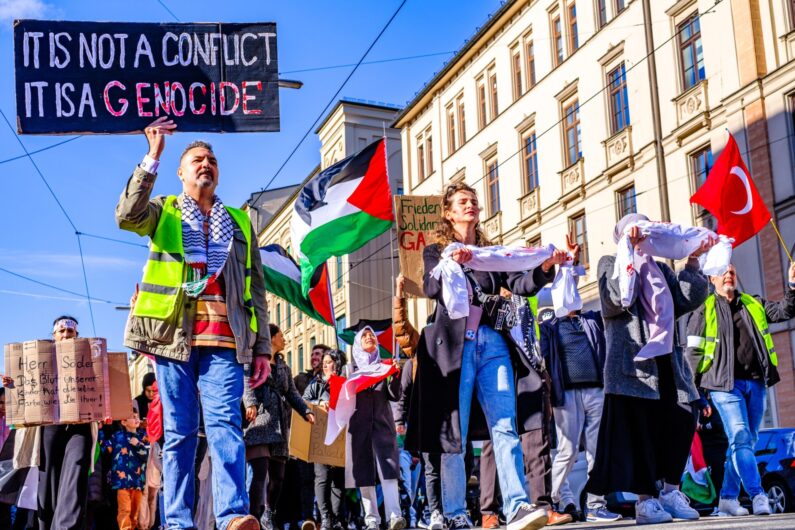 Munich,,Germany,-,October,28:,Participants,In,A,Peace,Demonstration