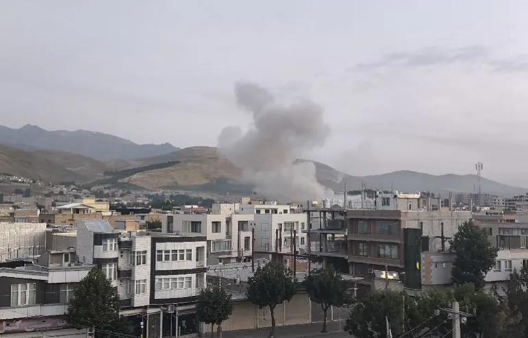 AFP__20250613__626Z4R4__v1__HighRes__IranIsraelConflictStrike-1749782023