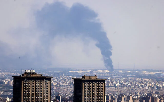 AFP__20250617__62PD2MW__v2__HighRes__TopshotIranIsraelConflictStrikes-640×400