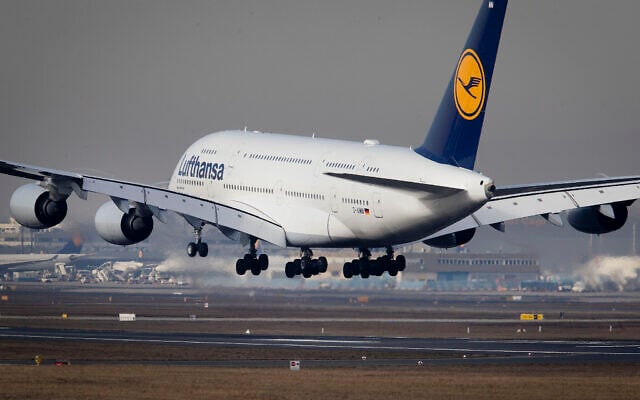 AP19045414303355-640×400