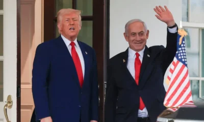 Trump Netanyahu saluda