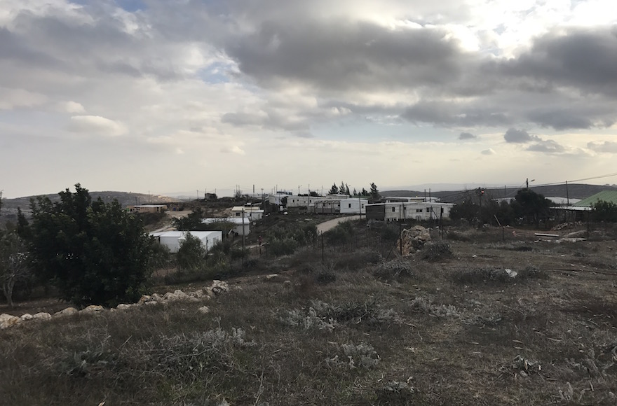 El Ejército israelí ordenó la evacuación de Amona en 48 horas