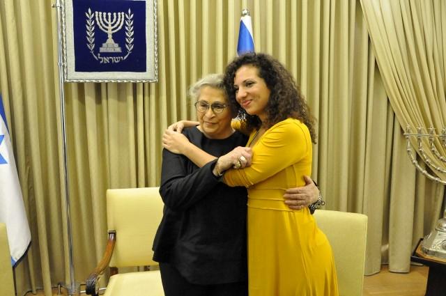 Israel/Mujer. La esposa del presidente de Israel se reunió con víctimas de abuso sexual