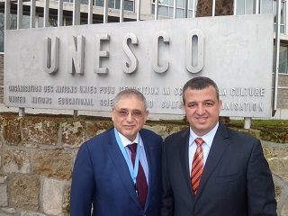 Shimon Samuels con el embajador israelí en la UNESCO, Carmel Shama Cohen