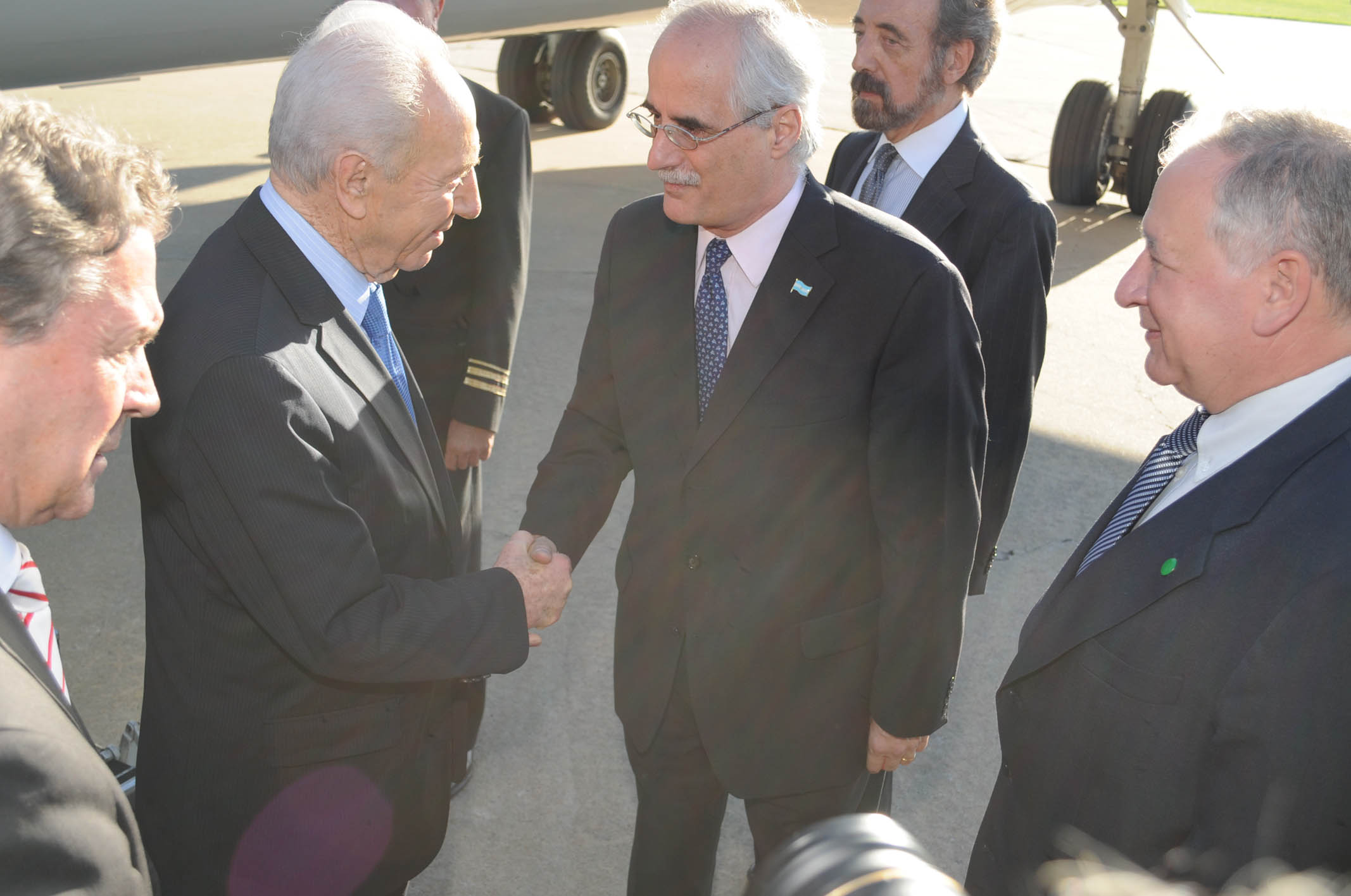 Ex canciller Taiana: “Peres fue un hombre comprometido y con una enorme vocación por la Paz”